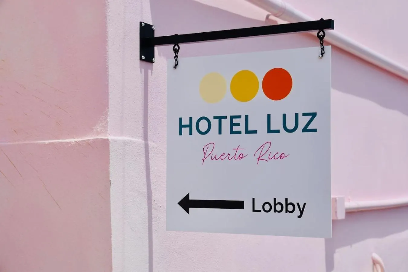 Room 2 Stylish Escape By Calle Cerra Art San Juan Otel