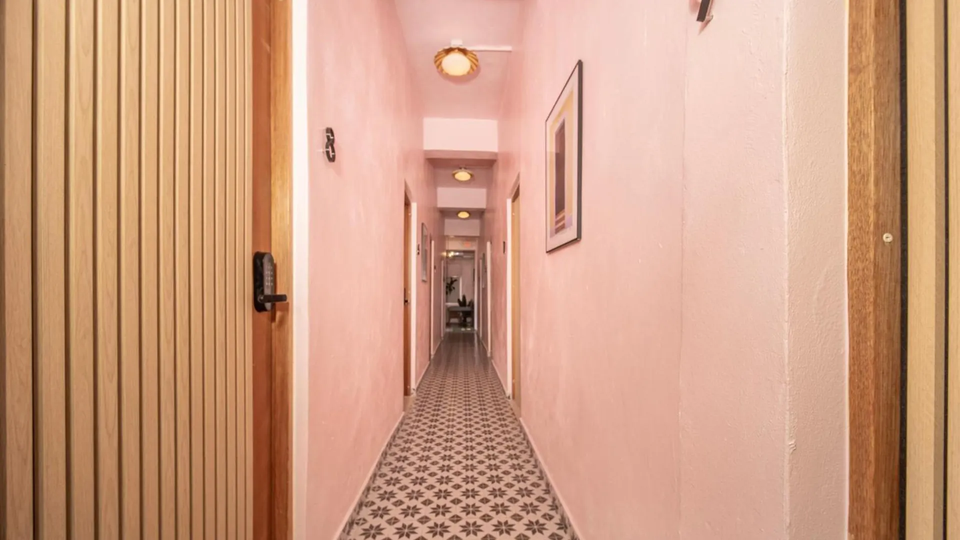 Room 2 Stylish Escape By Calle Cerra Art San Juan 0*,  Porto Riko